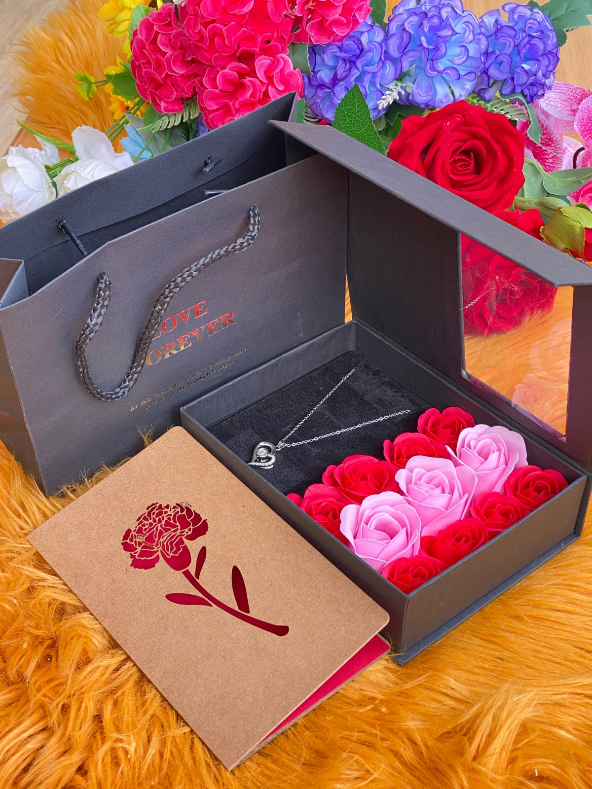 LADIES GIFT PACK